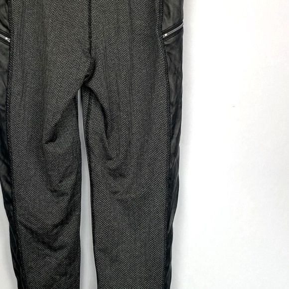 NWT XERSION Black Gray Herringbone Moto Style Side Faux Leather Leggings - Picture 5 of 11